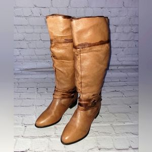 Casstro Knee High Leather Riding Boots Women’s Size US 6.5M Low Heel with Buckle